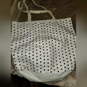 Tote